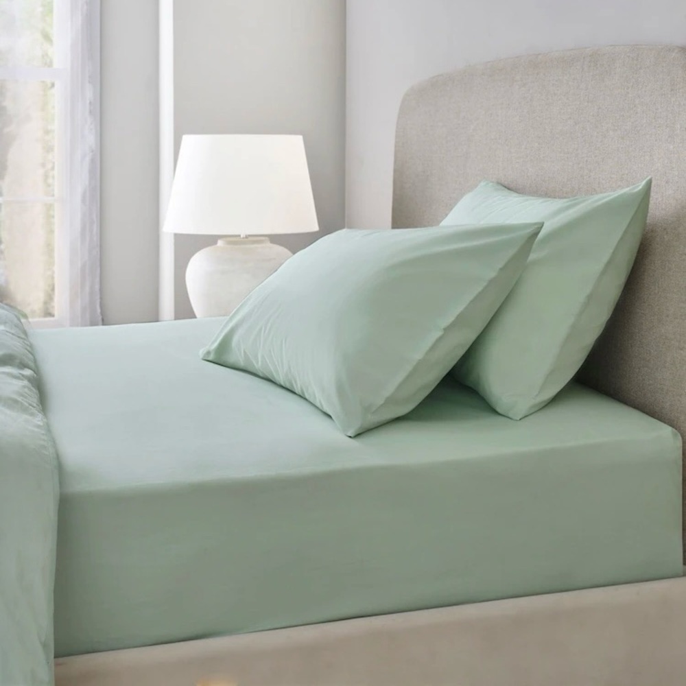 NWT Martex Queen Size Fitted Sheet